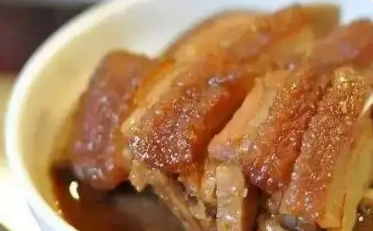薪火相传：解密黄田扣肉的三代匠心